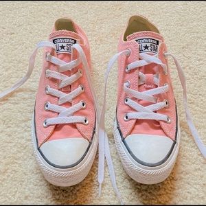Converse All Star Women Low Top Shoes Size 6